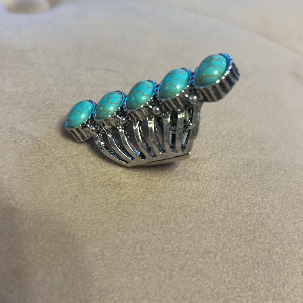 Brand new long adjustable ring with blue/green stones - Picture 2 of 4